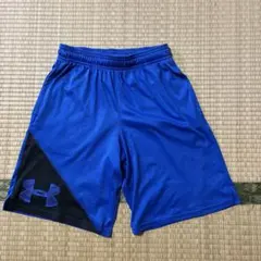 Under Armour 青 黒 ハーフパンツ