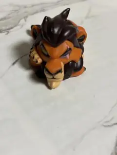肩ズン ディズニー　ヴィランズ　スカー　カプセルトイ　ガチャ フィギュア