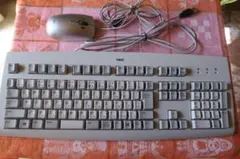 NEC純正　（有線）キーボードとマウス　中古美品　動作保証