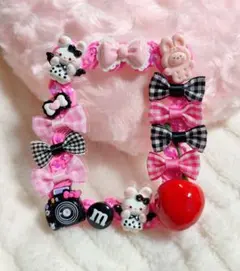 Item thumbnail for item ea84f180-74ae-4354-a2d4-5749c2ec6e8f