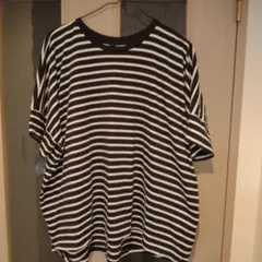 ユニクロ Tシャツ オーバーサイズ 半袖