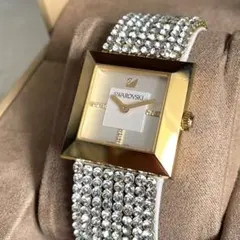 稼動品　SWAROVSKI スワロフスキー　エリス　ゴールド　スクエア　腕時計のサムネイル
