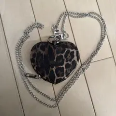 Item thumbnail for item c15dea4a-e00c-40b3-acdf-2fc90f385a87