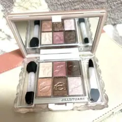 ジルスチュアート　アイシャドウピンク系