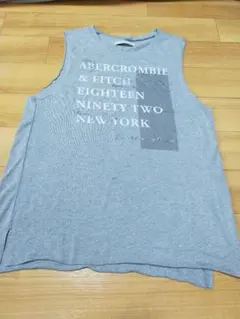 アバクロンビー&フィッチ　アバクロ　ノースリーブ　カットソー　グレー　Sサイズ