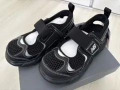 New Balance 230 Hook and Loop 16cm サンダル