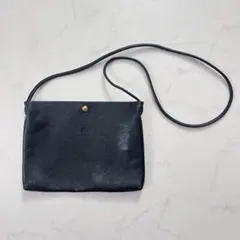 美品　イルビゾンテ　レザーサコッシュ　クロスボディバッグ ブラック　刻印