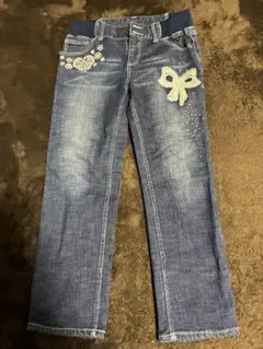 &LOVEデニムパンツ 装飾リボン付き