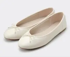 リボン付きフラットシューズ ホワイト　M
