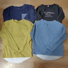 長袖カットソー4枚セット　ロングTシャツ　恐竜刺繍　110