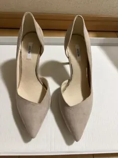 REZOY ベージュ スエード パンプス