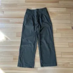 UNIQLO ワイドパンツ オリーブグリーン 67cm