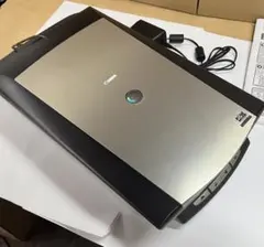 Canon CanoScan LiDE 300 スキャナーのサムネイル