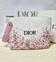 2026年最新】Diorフラワーポーチの人気アイテム - メルカリ