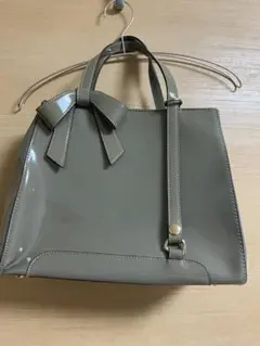 美品　ハンドバッグ　マチあり　リボン
