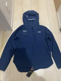 アンダーアーマー　Lサイズ　新品アウター(⁎⁍̴̛ᴗ⁍̴̛⁎)