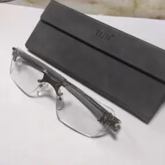 TIJN リムレスメガネ