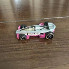 Hot Wheels 2014 レースカー　ピンク　ホットウィール　くるま