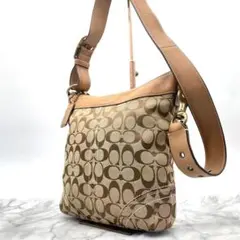 未使用級　コーチ　ショルダーバッグ　肩掛け　斜め掛け　シグネチャー　10403