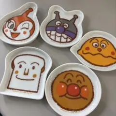それいけ！アンパンマン顔型小皿セット（５枚）