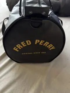 FRED PERRY バレルバック