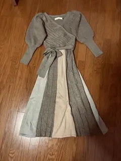 美品　ニットワンピース　ロングワンピース　レディースSサイズ　ケーブル　ベージュ