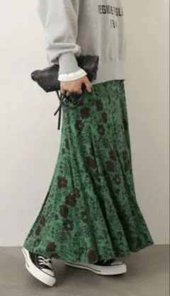 ジャーナルスタンダードレリューム グリーン フラワープリント ロングスカート