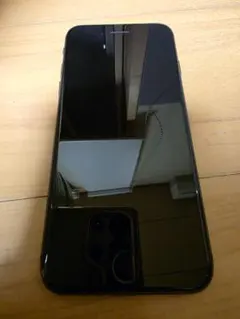 Apple iPhone 8スペースグレイ 本体