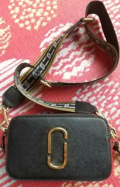 MARC JACOBS スナップショット ナノチャーム キーリング付 - メルカリ