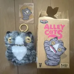 FUGGLER ぬいぐるみマスコット WIDE EYED CAT