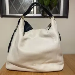 【Eikobaaba様専用】FURLA レザー バッグ