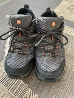 Item thumbnail for item db12470e-ab90-4470-99e3-38c0e757970e