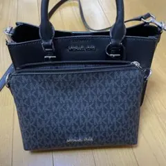 MICHAEL KORS ブラック ショルダーバッグ