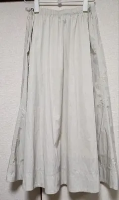 mink chair　ロングスカート