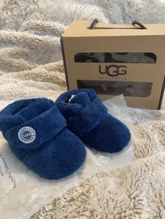 UGG ネイビー ファーストシューズ