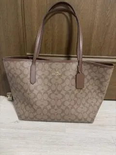 COACH ベージュ キャメル リバーシブルトートバッグ