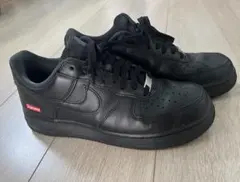 Supreme Nike Air Force 1 Low Blackのサムネイル