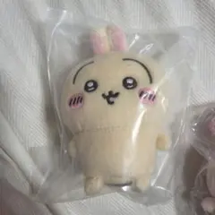 ちいかわ おすわりぬいぐるみ2 うさぎ マスコット ガチャガチャのサムネイル