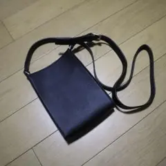 ミニ ショルダーバッグ ブラック シンプルのサムネイル