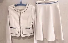 可愛いホワイトスカラップヘムジャケット