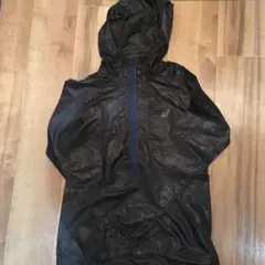 asics パーカー