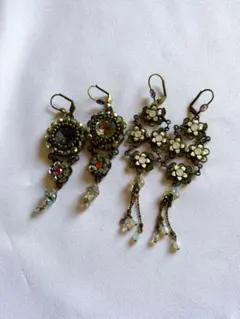 ミハエルネグリン花モチーフのビーズピアスセット