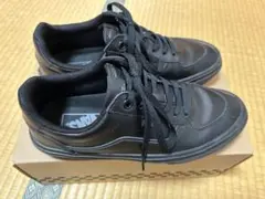 VANS　MARVERICK
