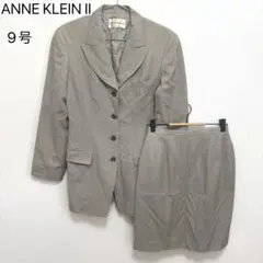 Item thumbnail for item 4d715349-61aa-4727-a935-47d93b9f5720