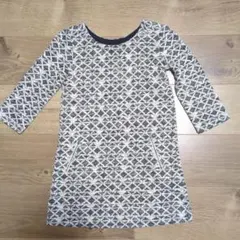 GAP　ギャップキッズ　幾何学模様　八分袖　ニットワンピース　120
