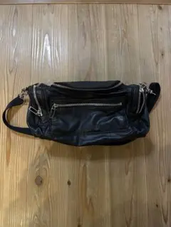 ショルダーバッグ