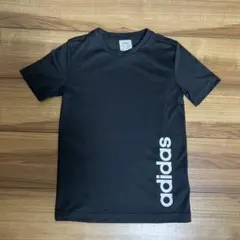 adidas 半袖　Tシャツ　速乾性