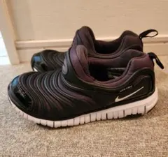 Nike ダイナモフリー スニーカー 21.5cm 黒
