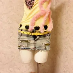 平成ギャル　00s Y2Kイエロー星柄ベルト付きデニムミニスカート　グランジ
