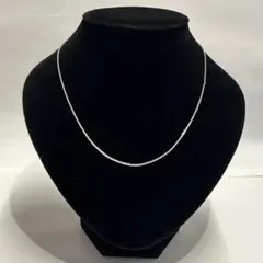 シルバー系チェーンネックレス　ユニセックス　シルバートーン